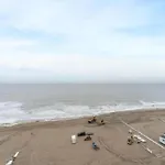 Beau Rivage Appartment In Blankenberge